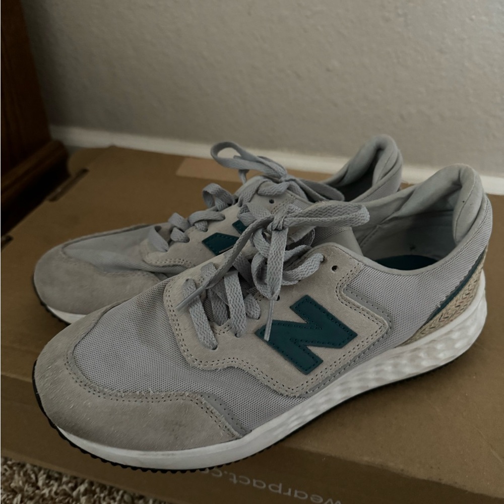Nikes women size 8.5 light worn
